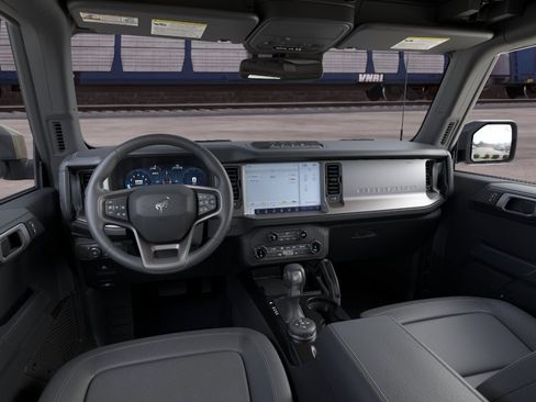 New 2026 Ford Bronco Outer Banks AWD/4WD image 10