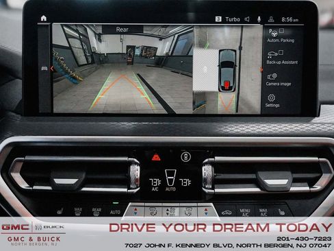 Used 2025 BMW X4 M40i w/ Premium Package image 17