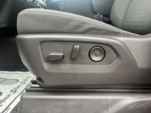 Used 2024 GMC Sierra 1500 Elevation image 15