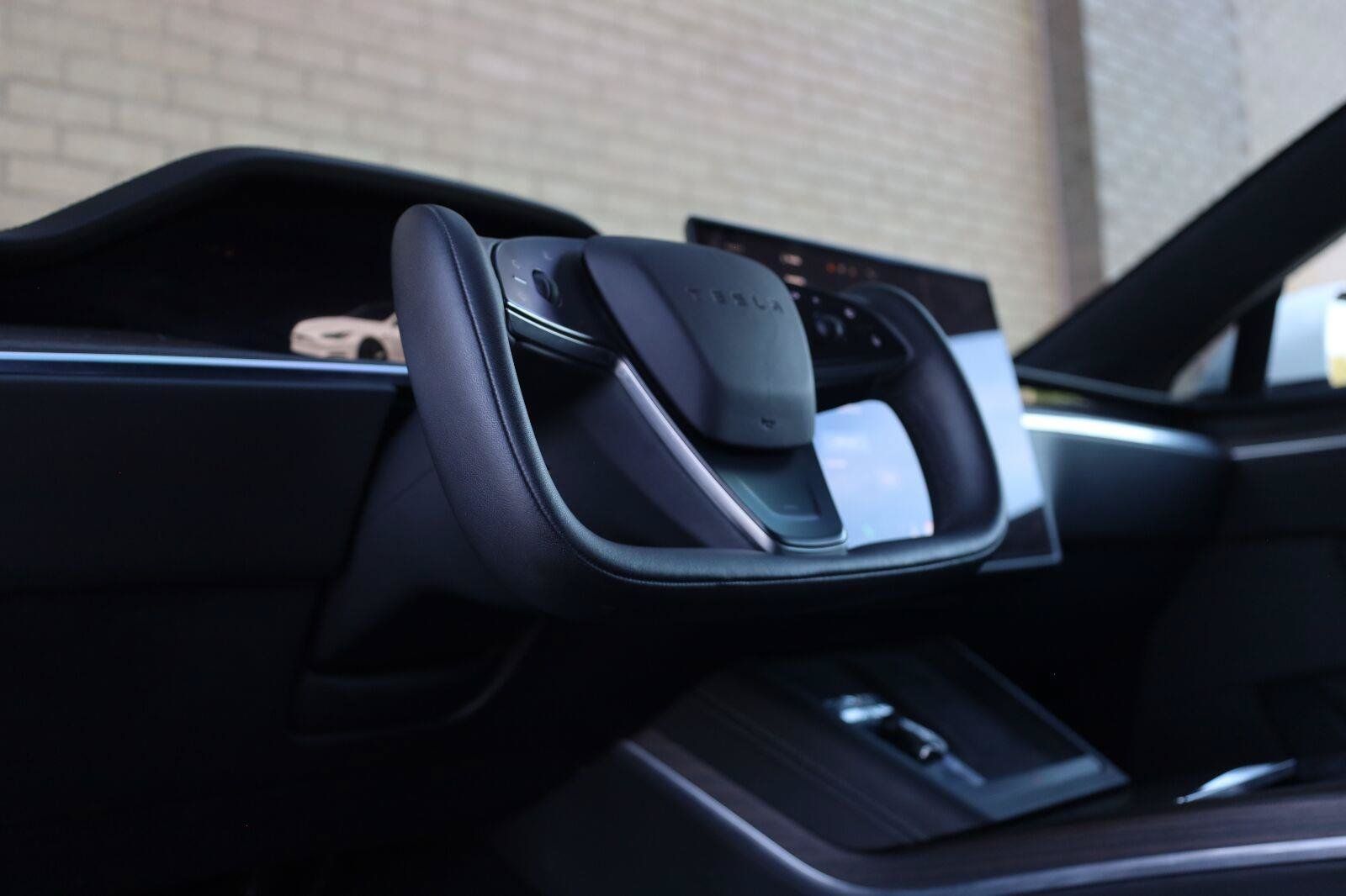 Used 2022 Tesla Model S AWD/4WD image 17