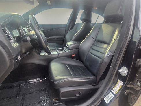 Used 2014 Dodge Charger R/T image 5