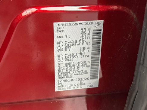 Used 2024 Nissan Pathfinder SL image 29