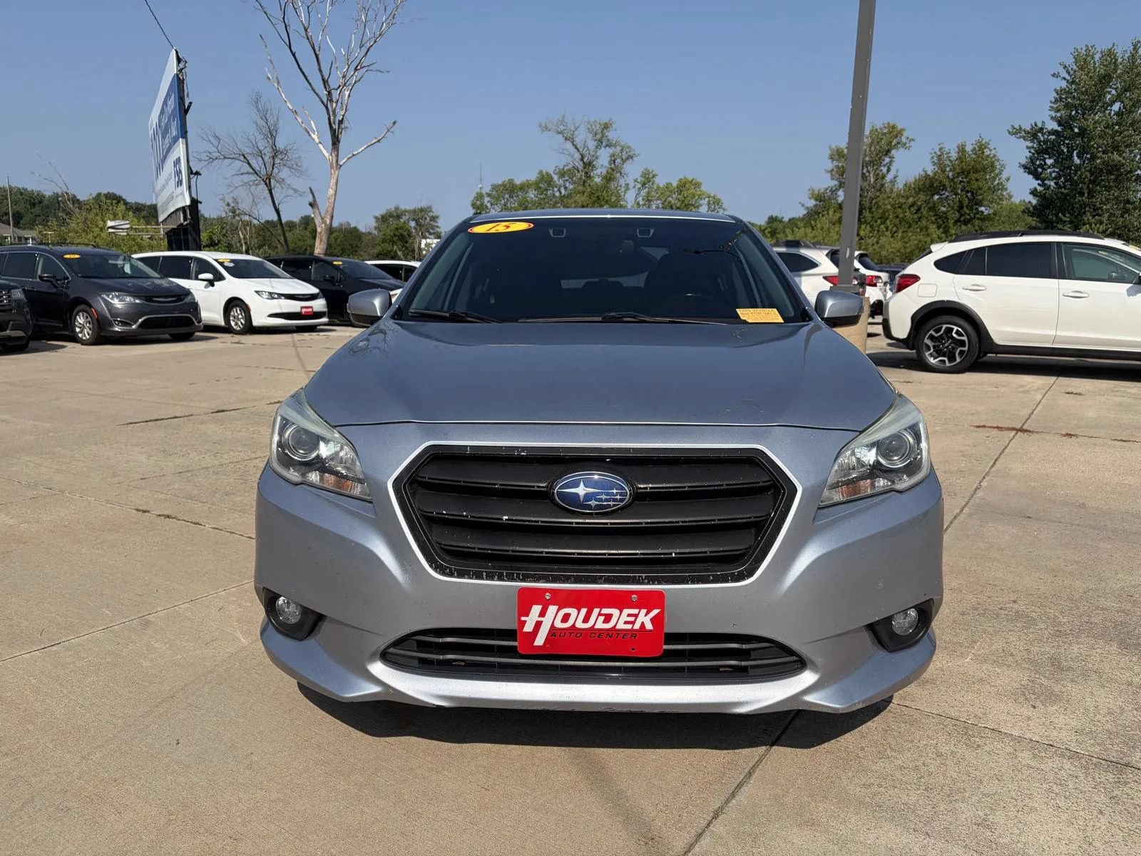 Used 2015 Subaru Legacy 2.5i Limited AWD/4WD image 2