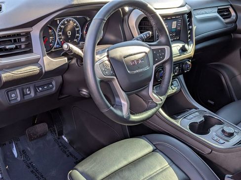 Used 2023 GMC Acadia Denali AWD/4WD image 16