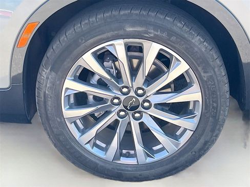 Used 2024 Chevrolet Blazer Premier w/ Driver Confidence II Package image 32