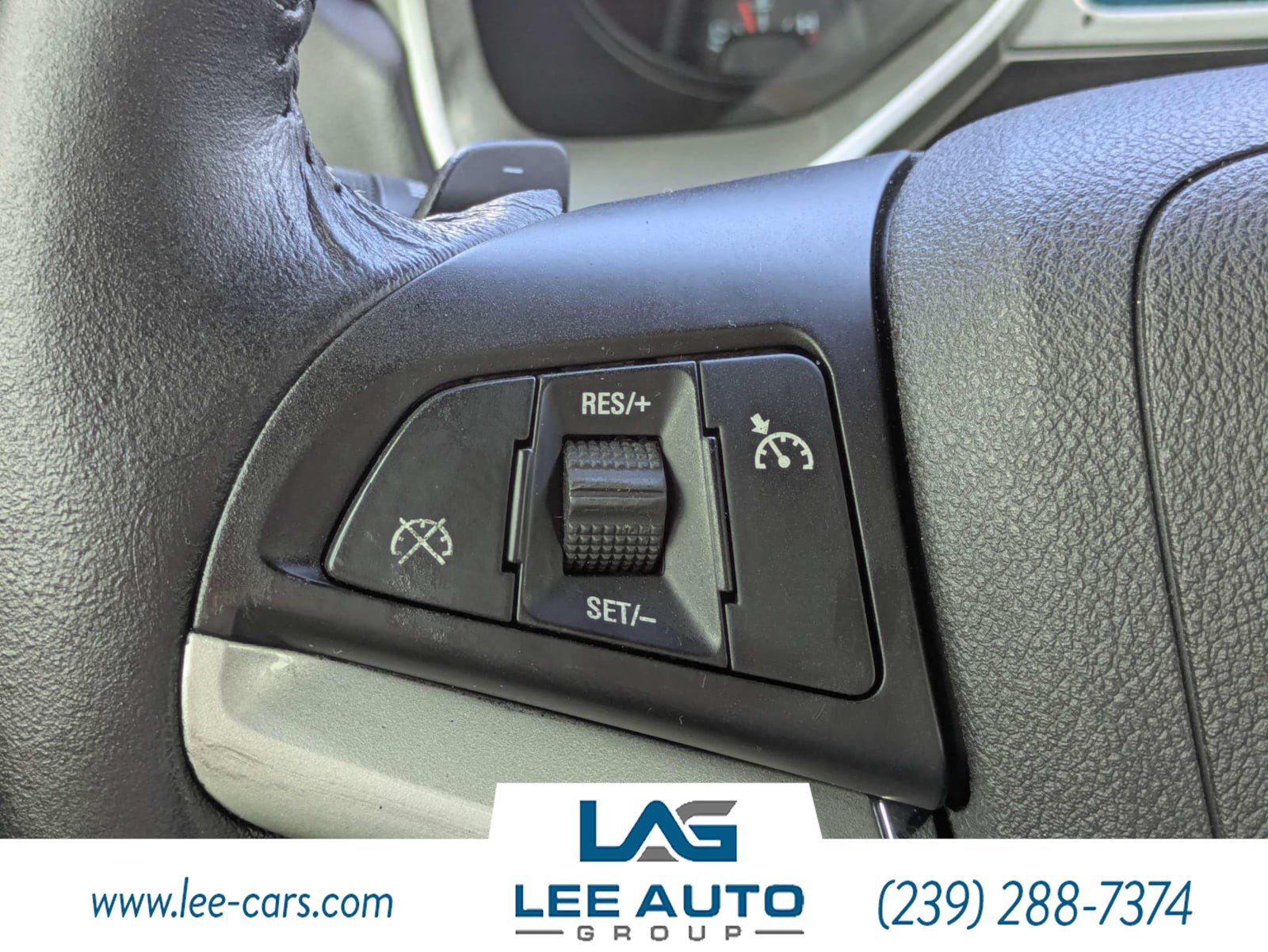 Used 2015 Chevrolet Camaro LT RWD image 19