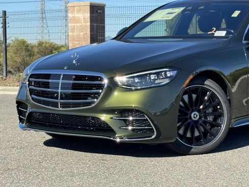 New 2026 Mercedes-Benz S 580 4MATIC Sedan image 3