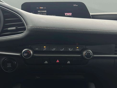 Used 2021 MAZDA MAZDA3 s image 33