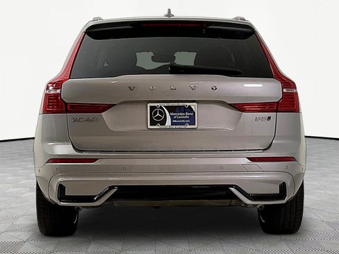 Used 2023 Volvo XC60 B5 Ultimate w/ Climate Package AWD/4WD image 5