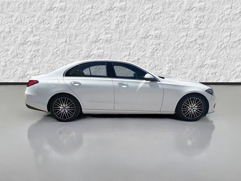Used 2025 Mercedes-Benz C 300 4MATIC Sedan image 2