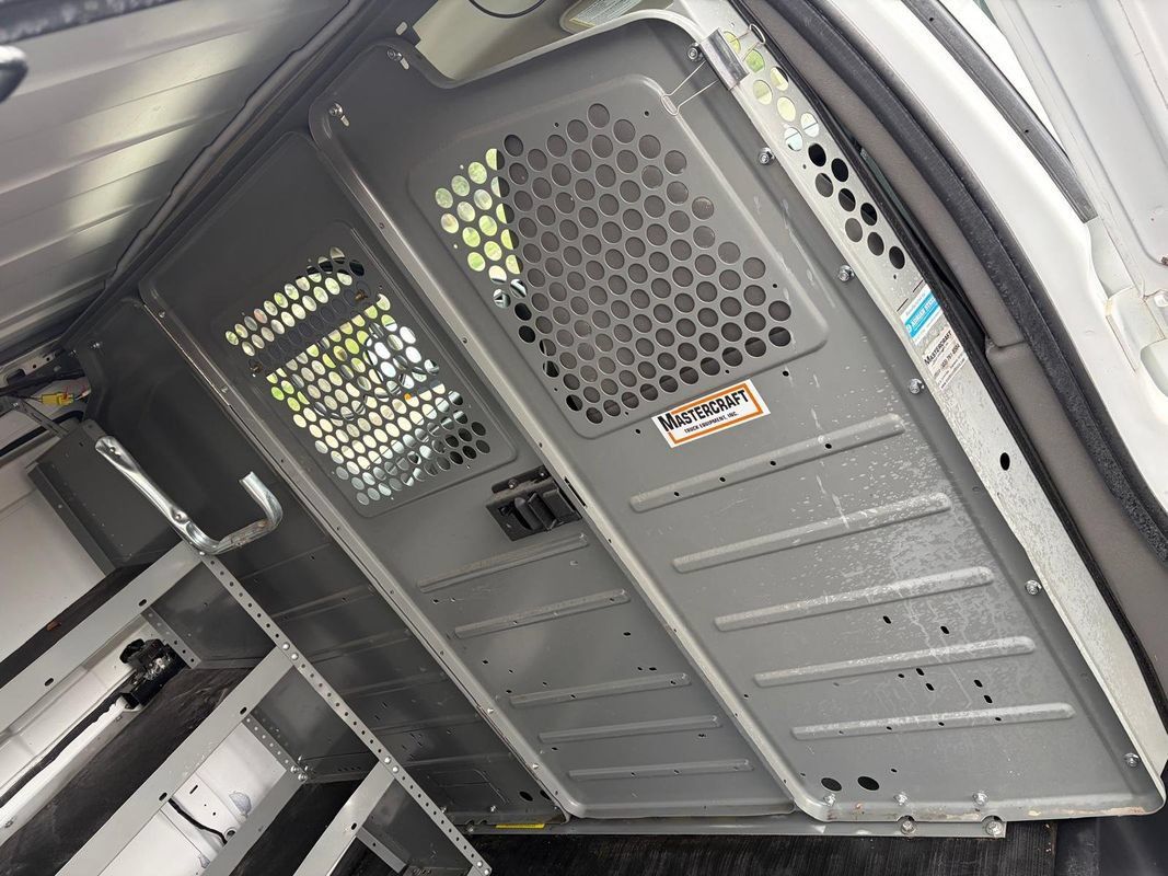 Used 2012 Chevrolet Express 1500 AWD image 18