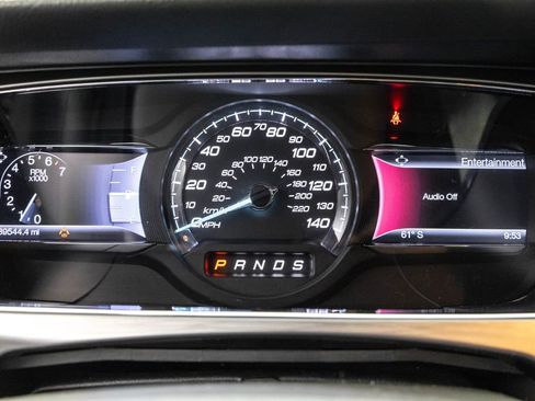 Used 2014 Ford Taurus SEL w/ Equipment Group 201A image 16