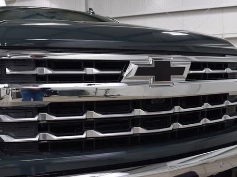 New 2025 Chevrolet Silverado 1500 LTZ w/ LTZ Premium Package image 11