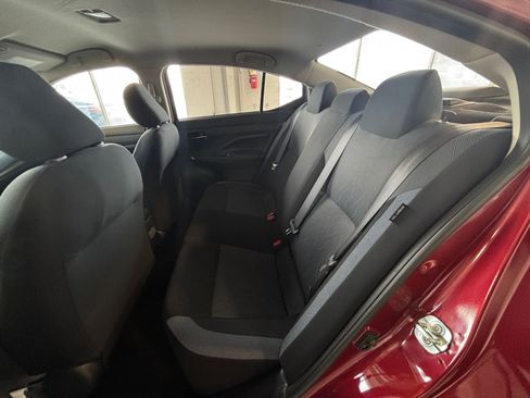 Used 2025 Nissan Versa SV image 29