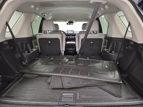 Used 2023 Honda Pilot EX-L image 8