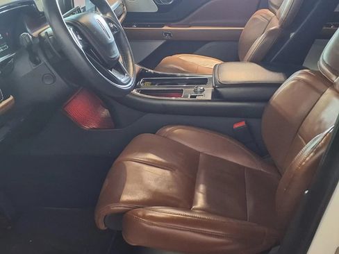 Used 2020 Lincoln Aviator Reserve w/ Equipment Group 202A AWD/4WD image 18