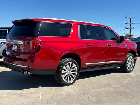 Used 2024 GMC Yukon XL Denali w/ Max Trailering Package image 4