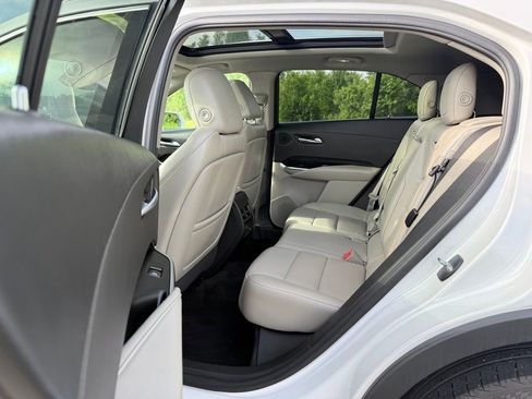 Used 2021 Cadillac XT4 Premium Luxury AWD/4WD image 23