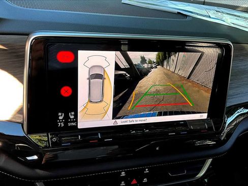 New 2026 Volkswagen Atlas SEL image 20