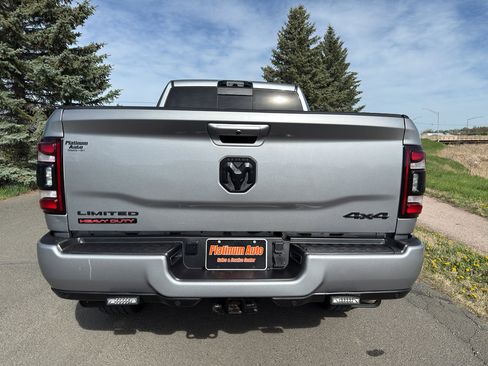 Used 2022 RAM 2500 Limited image 9