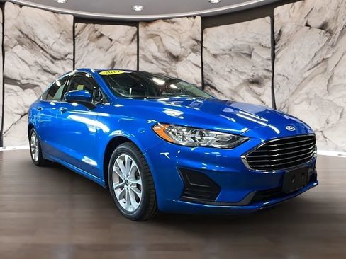 Used 2019 Ford Fusion SE FWD image 10
