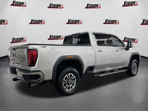 Used 2022 GMC Sierra 3500 SLT w/ SLT Preferred Package AWD/4WD image 5