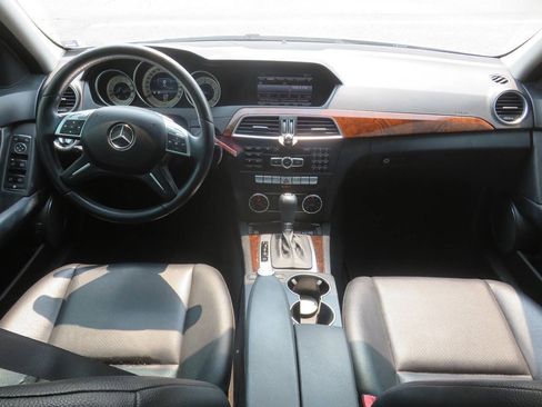 Used 2013 Mercedes-Benz C 300 4MATIC Sedan image 12