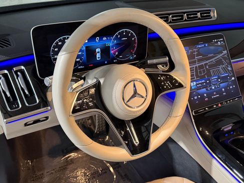 Used 2023 Mercedes-Benz S 580 4MATIC Sedan w/ AMG Line image 10