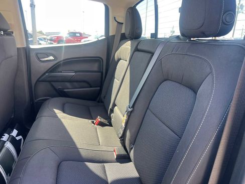 Used 2022 Chevrolet Colorado LT w/ LT Convenience Package image 24