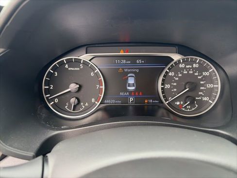 Used 2024 Nissan Altima 2.5 SR w/ SR Premium Package image 14