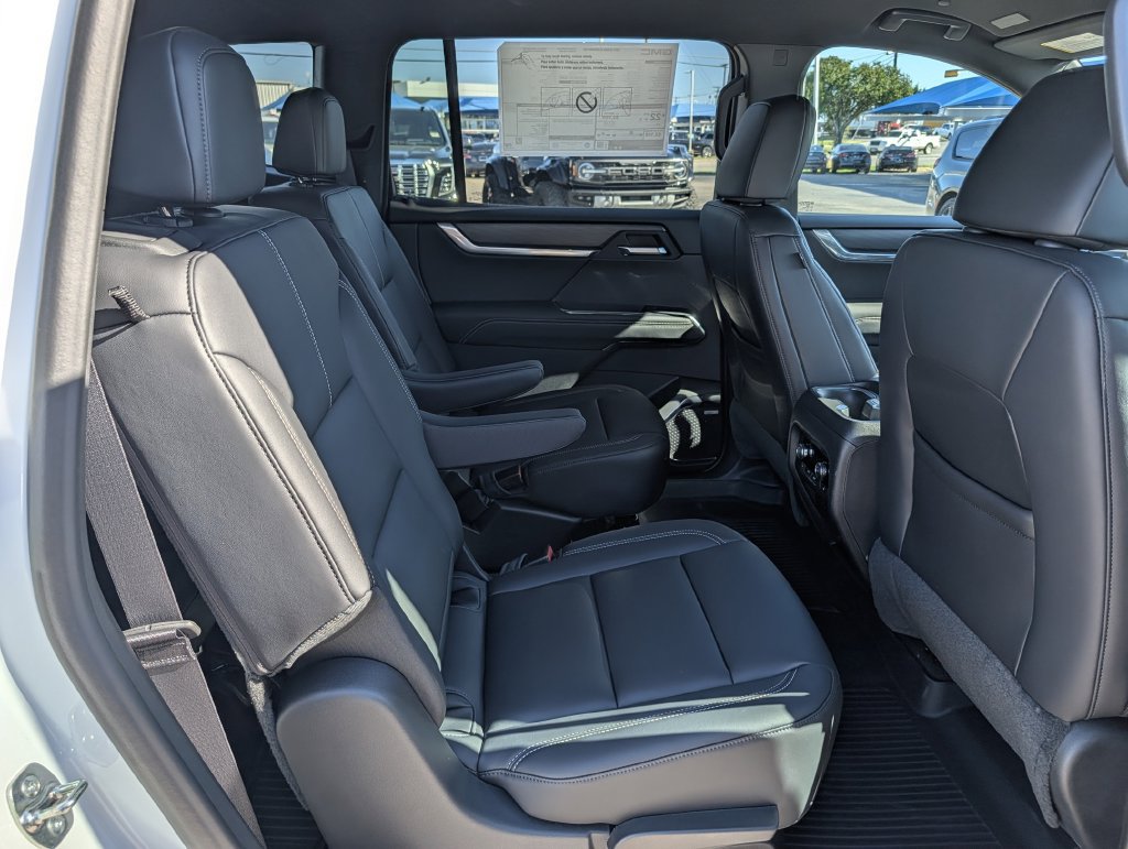 New 2027 GMC Acadia Elevation w/ Black Edition FWD image 29