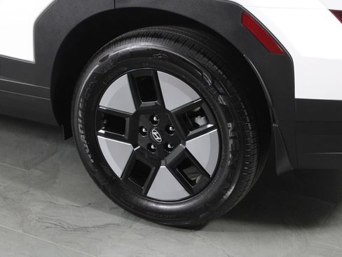 Certified 2026 Hyundai Santa Fe SE FWD image 15
