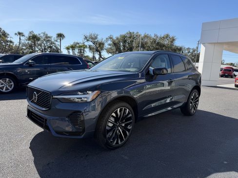 New 2026 Volvo XC60 T8 Ultra w/ Climate Package image 6