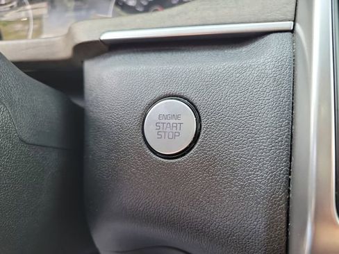 Used 2023 Kia Sorento EX w/ Panoramic Sunroof Package image 25