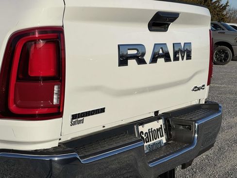 New 2026 RAM 2500 Big Horn AWD/4WD image 10
