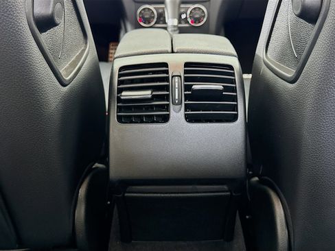 Used 2014 Mercedes-Benz C 250 Sport image 25