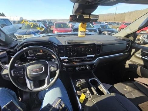 Used 2024 GMC Sierra 1500 Elevation w/ Elevation Premium Package image 3