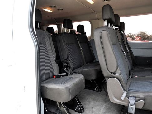 Used 2019 Ford Transit 350 XLT image 35