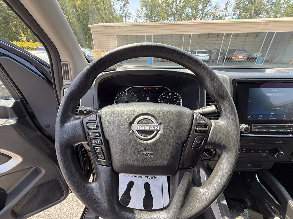 Used 2023 Nissan Frontier SV w/ Tow Package AWD/4WD image 13