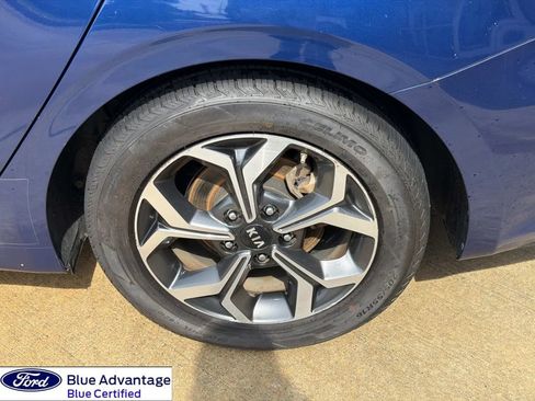 Used 2019 Kia Forte LXS FWD image 7
