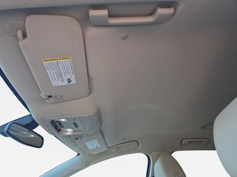 Used 2021 Buick Enclave Essence w/ Sound and Sites Package FWD image 28