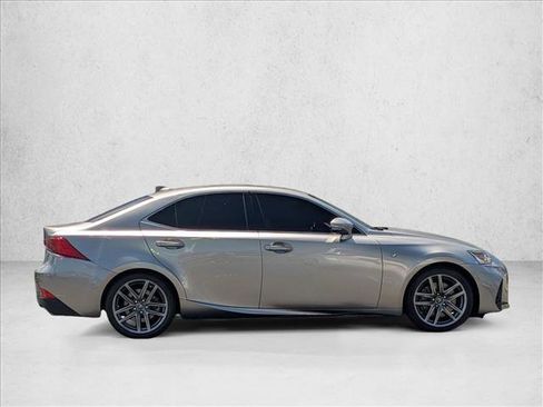 Used 2017 Lexus IS 200t F Sport w/ F Sport Package RWD image 4