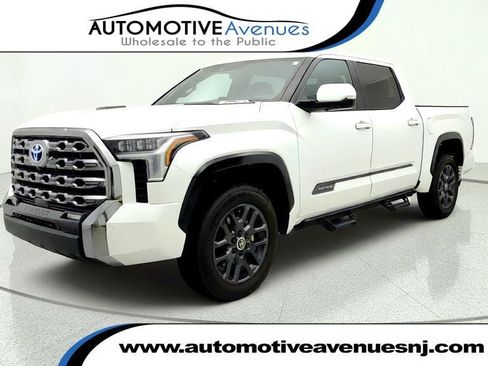 Used 2024 Toyota Tundra Platinum AWD/4WD image 1