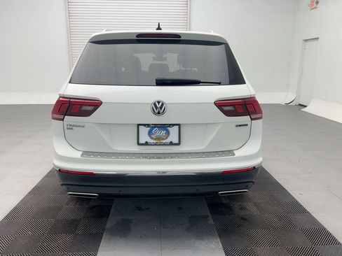 Used 2020 Volkswagen Tiguan SEL image 10