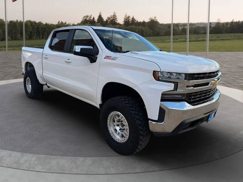 Used 2020 Chevrolet Silverado 1500 LT w/ All-Star Edition AWD/4WD image 6