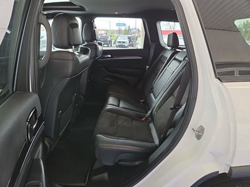Used 2020 Jeep Grand Cherokee Trailhawk AWD/4WD image 30