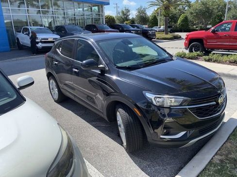 Used 2023 Buick Encore GX Preferred w/ Cold Weather Comfort Package FWD image 3