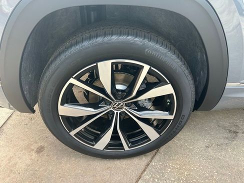 New 2026 Volkswagen Atlas Cross Sport SEL Premium R-Line AWD/4WD image 26
