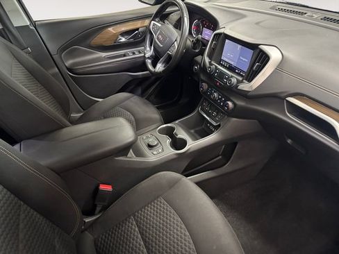 Used 2019 GMC Terrain SLE w/ Driver Convenience Package AWD/4WD image 4