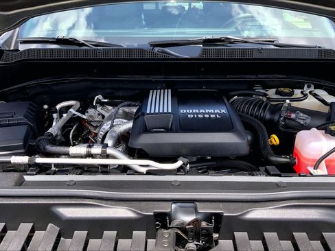 Used 2023 Chevrolet Silverado 1500 High Country w/ High Country Premium Package AWD/4WD image 32